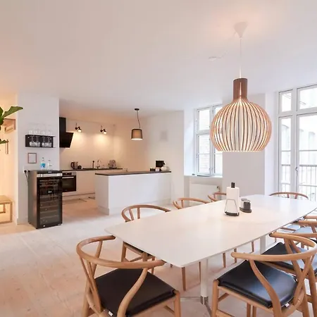 Dinesen Collection Luxury By Kings Square 4*