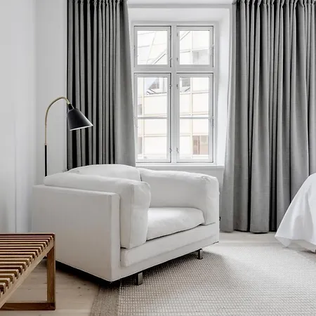 Апарт-отель Dinesen Collection Luxury By Kings Square