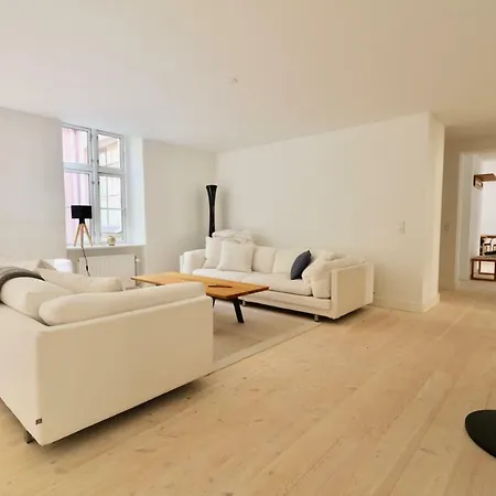 Dinesen Collection Luxury By Kings Square Ξενοδοχείο με διαμερίσματα 4*