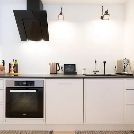 Aparthotel Dinesen Collection Luxury By Kings Square 4*